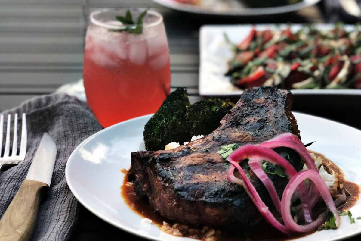 Bone-In Pork Chops | 2 Chops/Pkg. (approx. 1.25 - 1.75 lb. Total)