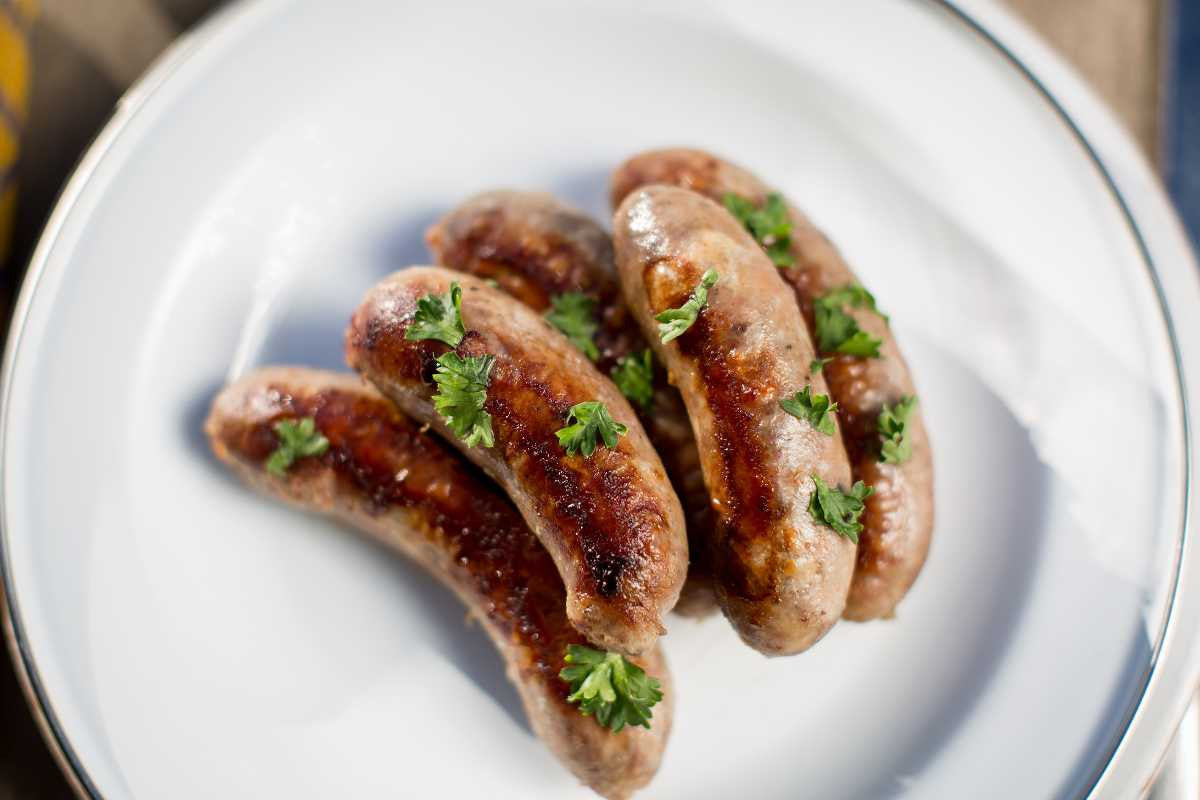 EdenThistle's bratwurst with all natural casing and spice