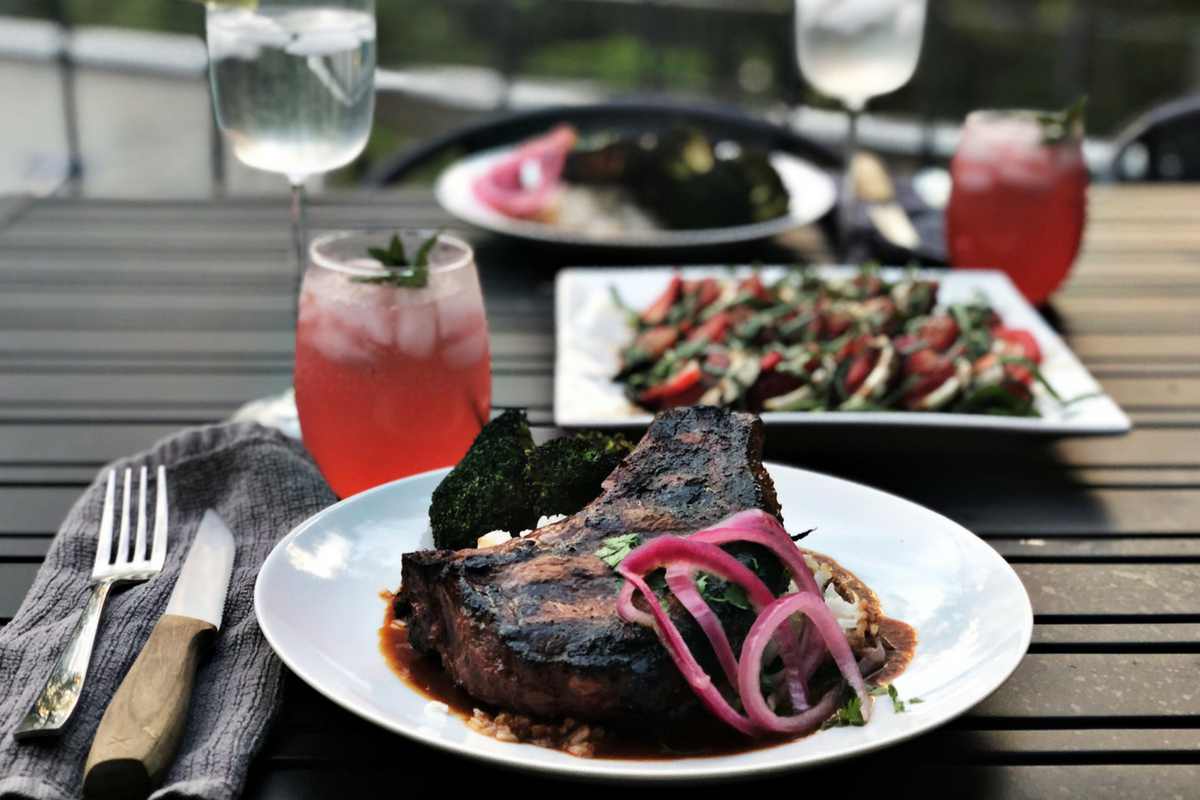 Bone-In Pork Chops | 2 Chops/Pkg. (approx. 1.25 - 1.75 lb. Total)